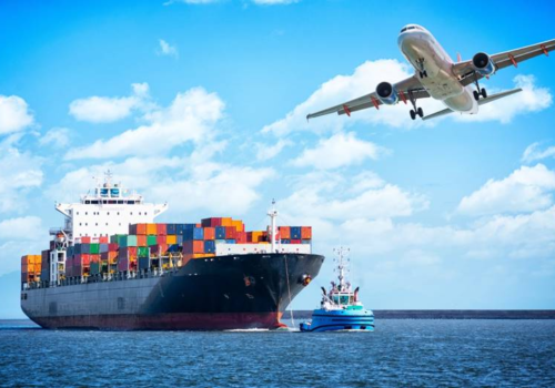 What-is-the-Difference-Between-Air-Freight-and-Sea-Freight-Services